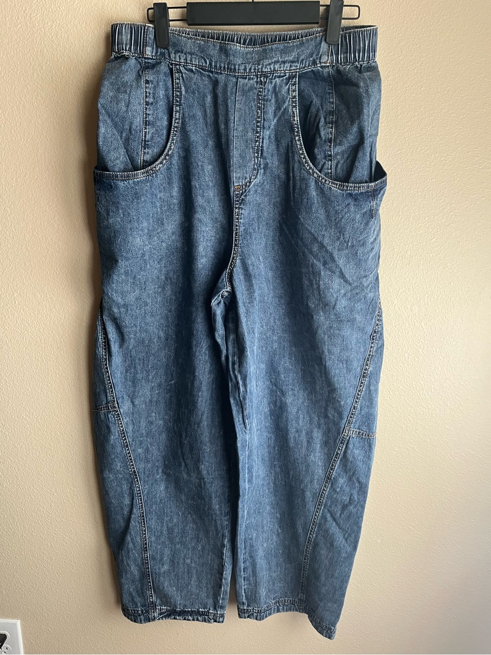 Indigo Relaxed Fit Women's Denim Jeans - Blue